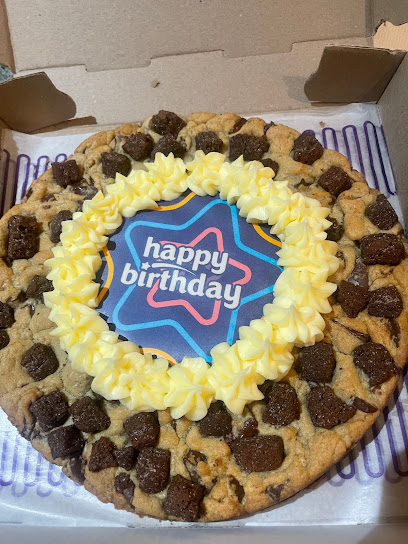 Insomnia Cookies, Los Angeles