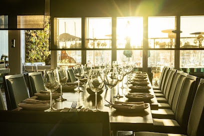 Sea Level Restaurant and Lounge, Los Angeles