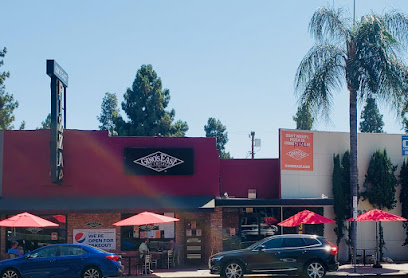 Gino's East of Chicago, Los Angeles
