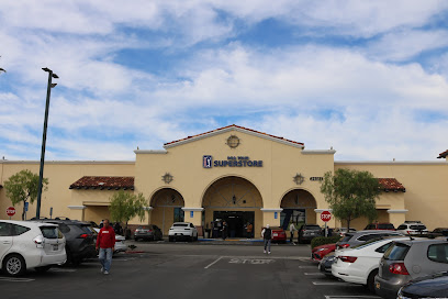 PGA TOUR Superstore, Los Angeles