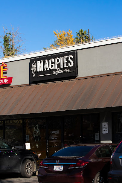 Magpies Softserve, Los Angeles