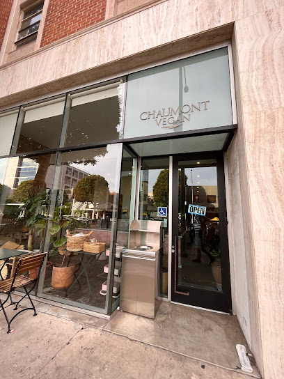 Chaumont Vegan, Los Angeles