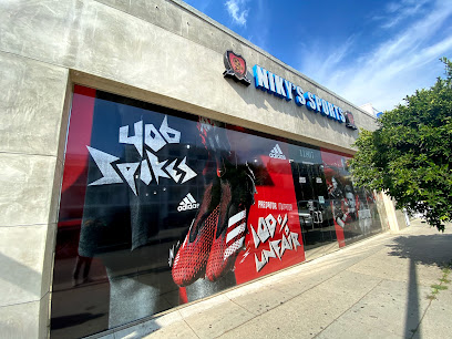Niky's Sports, Los Angeles