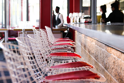 Ray's and Stark Bar, Los Angeles
