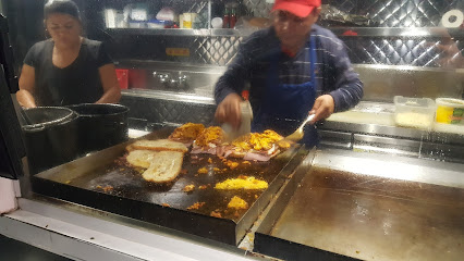 Super Tortas D.F., Los Angeles