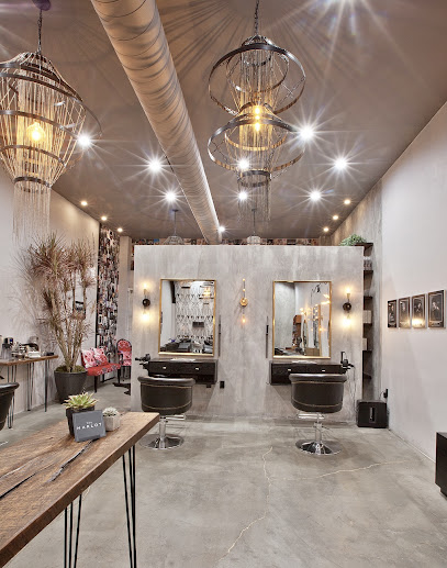 The Harlot Salon, Los Angeles