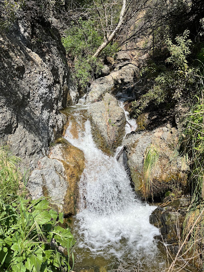 Temescal Canyon Waterfall, Los Angeles