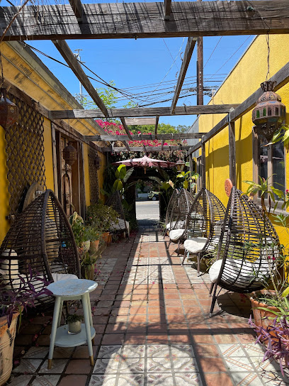 The Raven Spa, Los Angeles