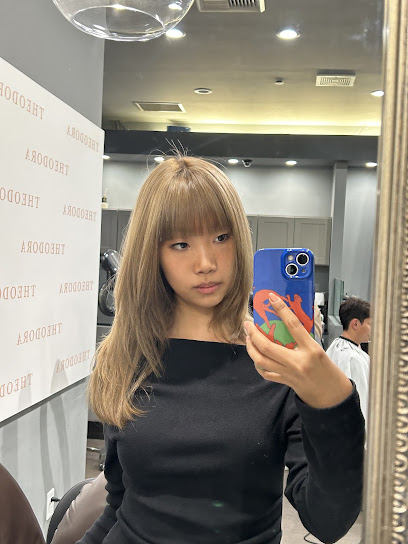 Theodora Hair Studio, Los Angeles