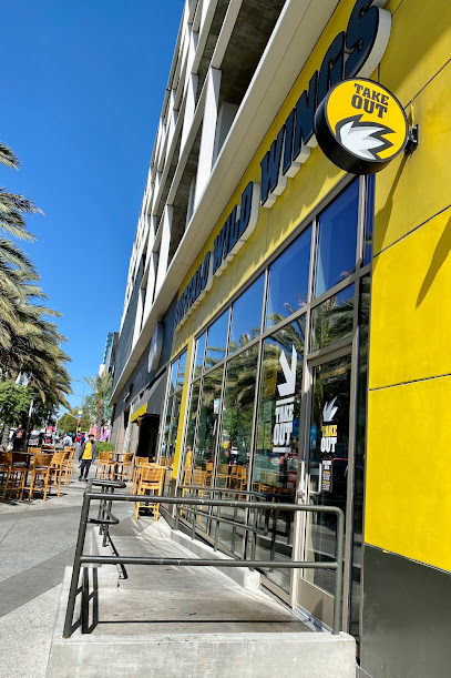 Buffalo Wild Wings, Los Angeles