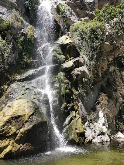 Sturtevant Falls, Los Angeles