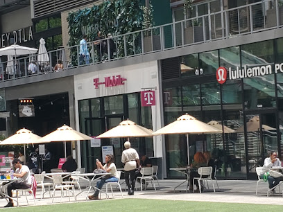 T-Mobile, Los Angeles