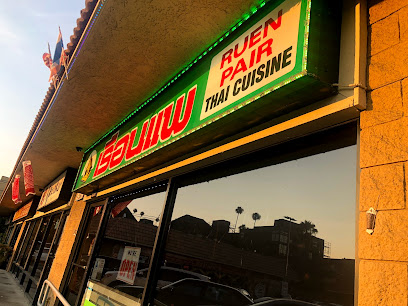 Ruen Pair, Los Angeles
