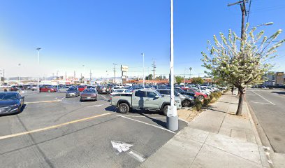Zena Tamales, Los Angeles