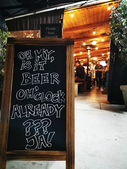 Wirtshaus German Restaurant & Beer Garden, Los Angeles