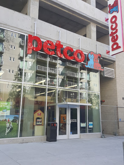 Petco, Los Angeles