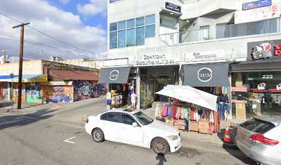 Yellow Card Soccer Shop, Los Angeles