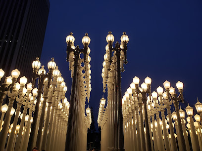 Public Art "Urban Light", Los Angeles