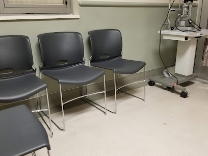 UCLA West Valley Medical Center Emergency Room, Los Angeles