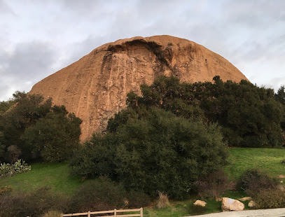 The Eagle Rock Canyon Trail - trail head, Los Angeles