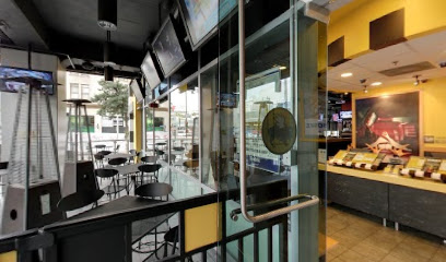 Buffalo Wild Wings, Los Angeles