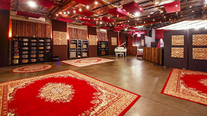 Mad Muse Studios, Los Angeles