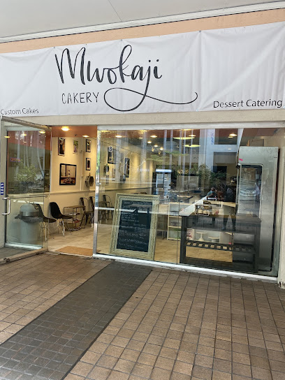 Mwokaji Cakery, Los Angeles