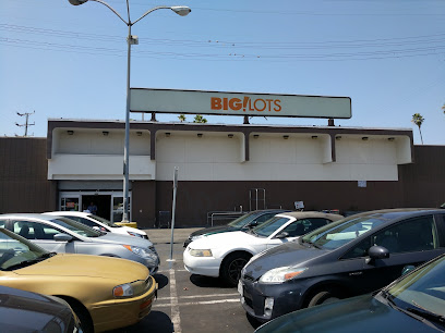 Big Lots, Los Angeles