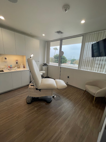 Roya H Ghafouri MD, Los Angeles