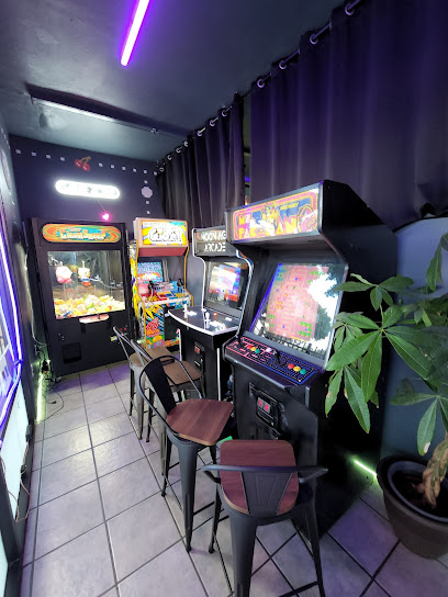 Moon Age Virtual Reality Arcade, Los Angeles