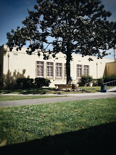 Metropolitan High School