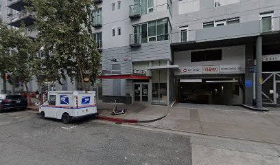 Murray's Cheese Ninth and Flower