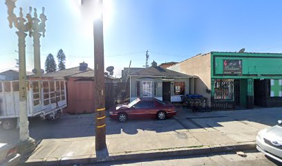 SWEET CUSTOM SWEETS AND TREATS