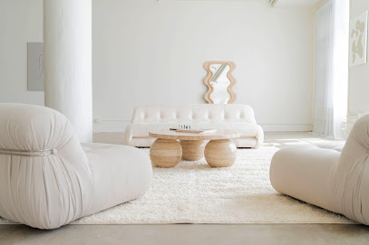 DTLA VISUALS PHOTO STUDIO