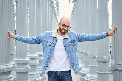 Snap Sessions Photo Spot LACMA