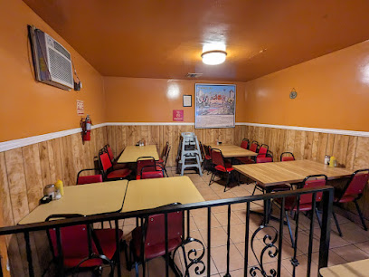 Los Tres Cochinitos Restaurant