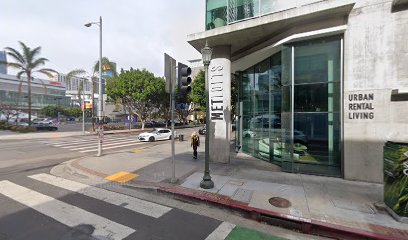 Walk to LA Live, Conv Cntr